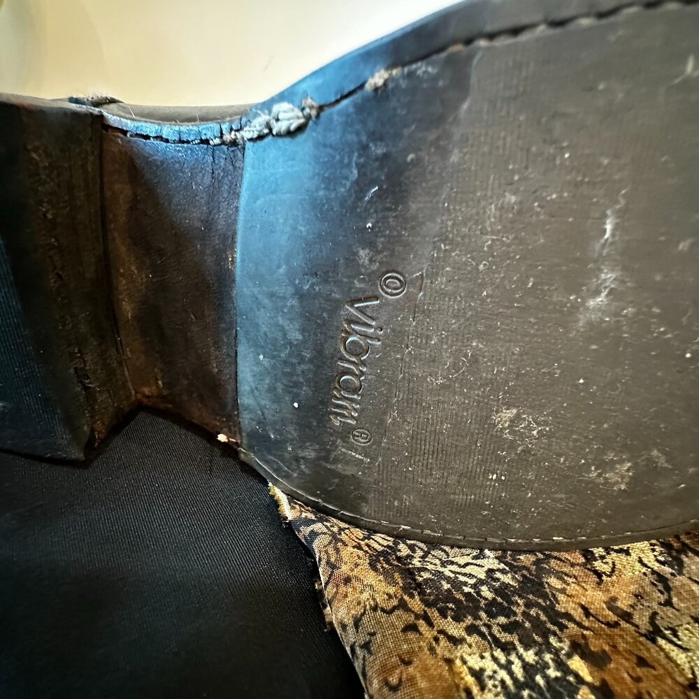 Frye Wmns 7.5 Vintage Brown Leather Lace-up Boots distressed boho cottagecore - Picture 11 of 12